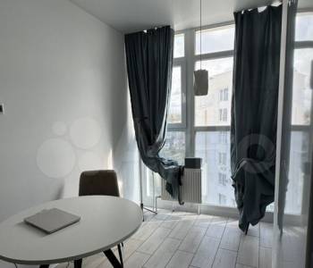 Продается 1-комнатная квартира, 45 м²