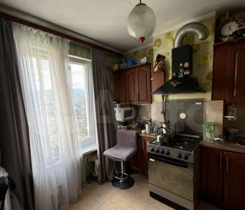 Продается Многокомнатная квартира, 83,2 м²