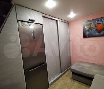 Продается 1-комнатная квартира, 32 м²