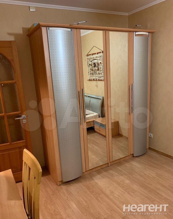 Сдается Многокомнатная квартира, 75 м²