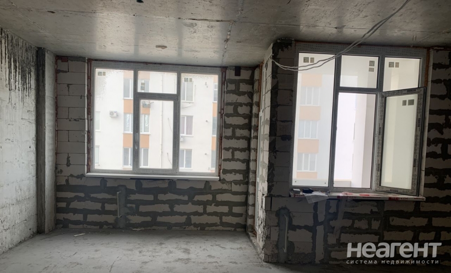 Продается Многокомнатная квартира, 140 м²