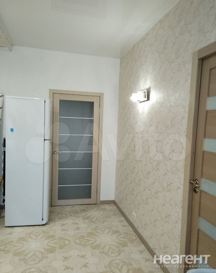 Продается 1-комнатная квартира, 46 м²