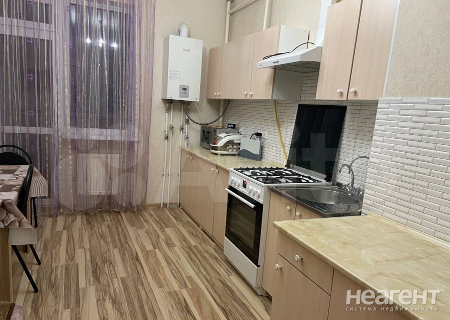 Продается 1-комнатная квартира, 50,3 м²