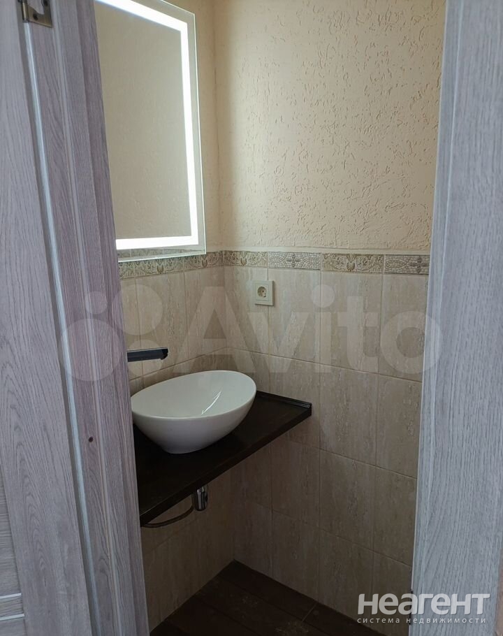 Продается Дом, 180 м²