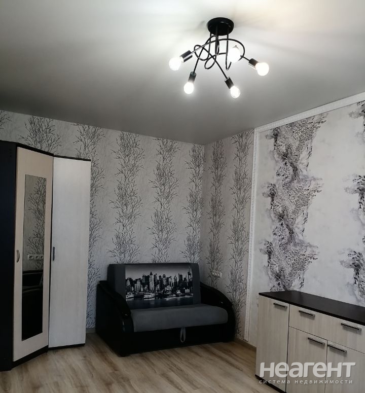 Продается 1-комнатная квартира, 30,72 м²