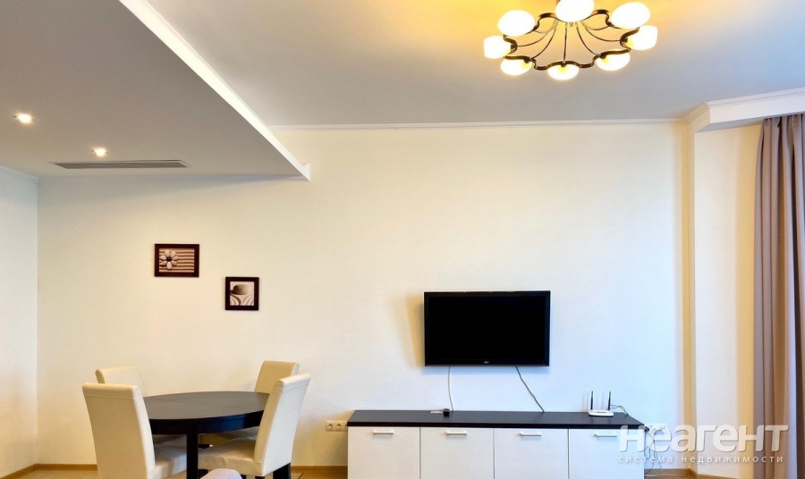 Сдается 2-х комнатная квартира, 55 м²