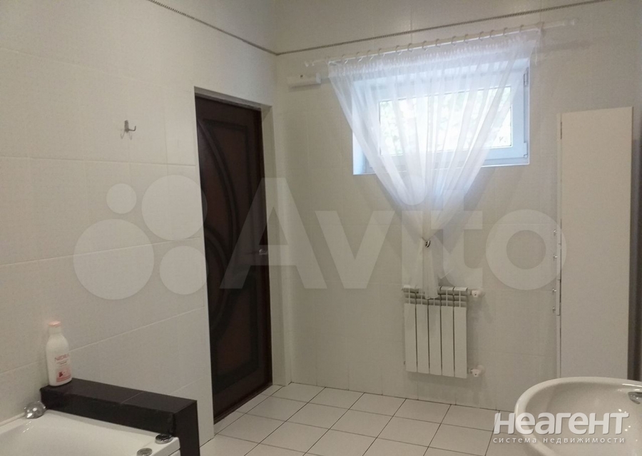 Продается Дом, 240 м²