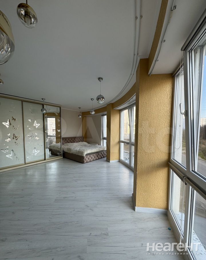 Продается 3-х комнатная квартира, 100,5 м²