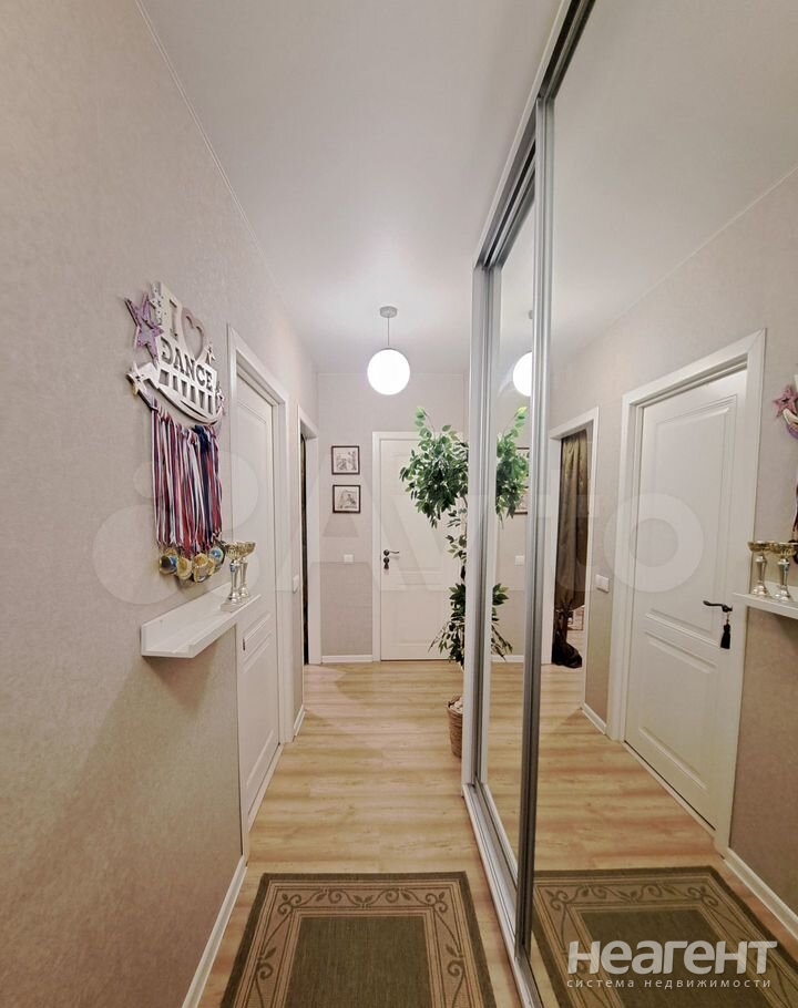 Продается 1-комнатная квартира, 36 м²