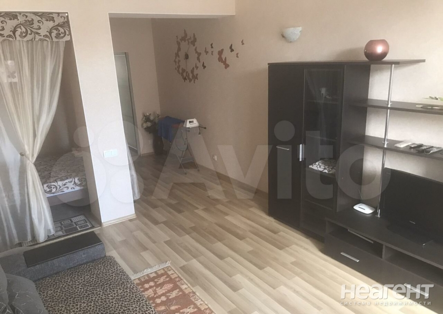 Продается 1-комнатная квартира, 51 м²