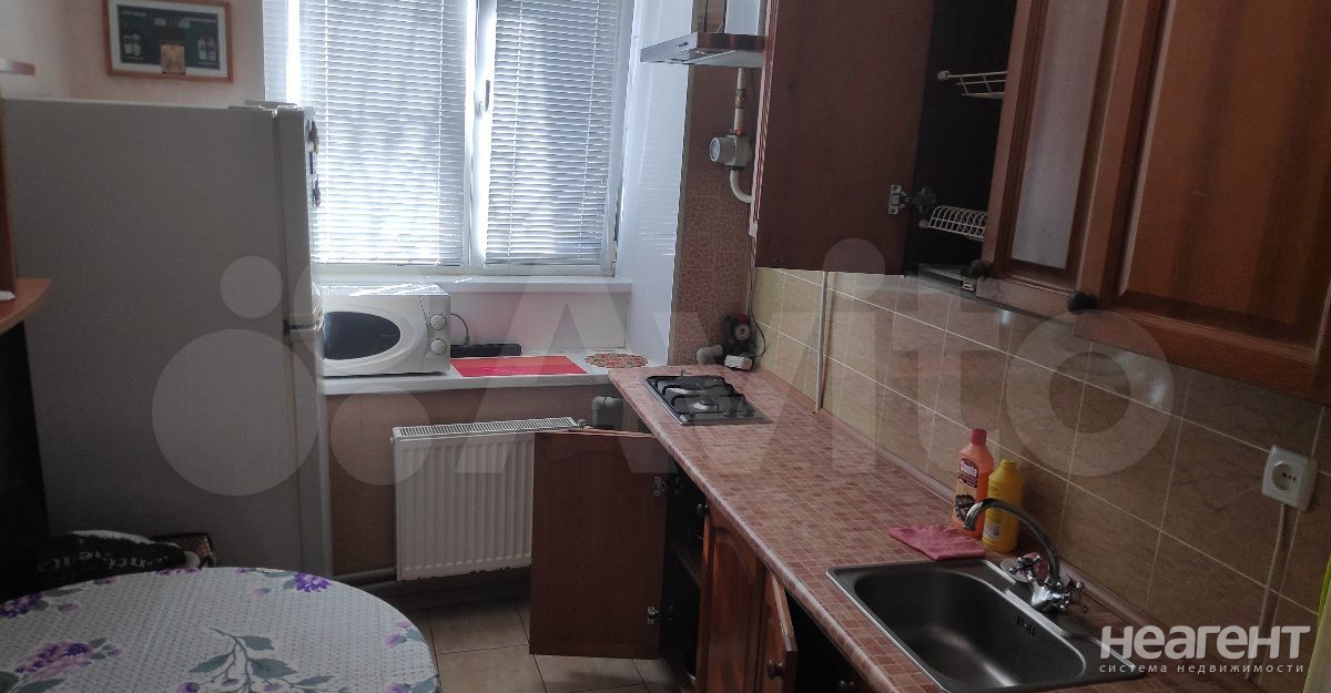 Продается 1-комнатная квартира, 35 м²