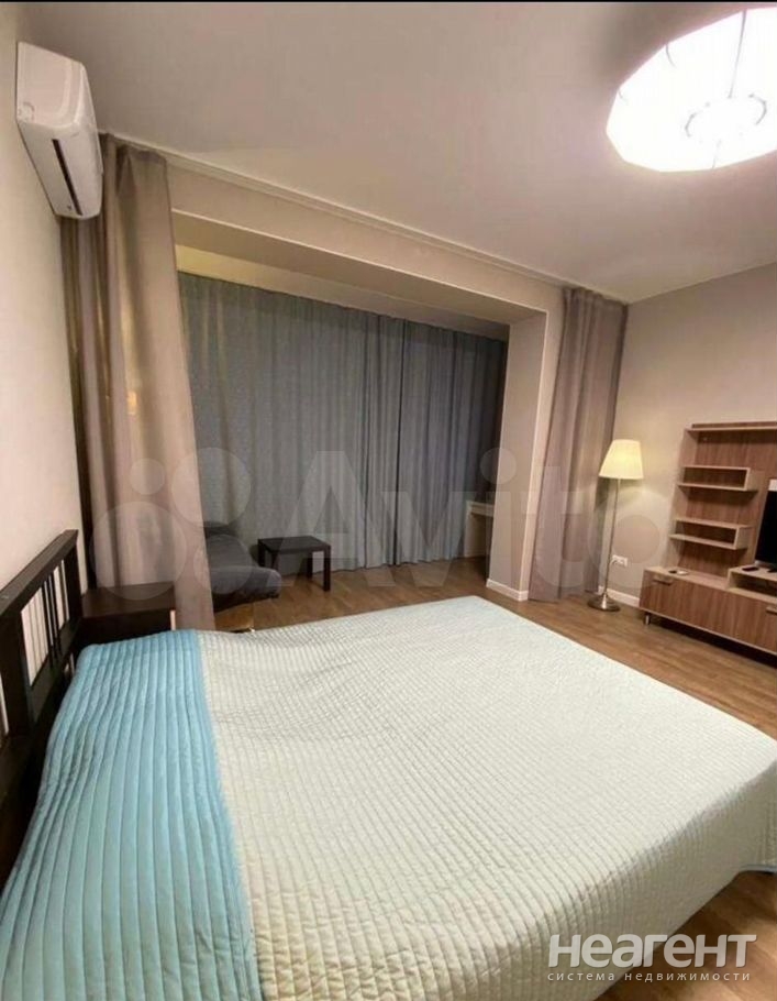 Продается 1-комнатная квартира, 48,4 м²