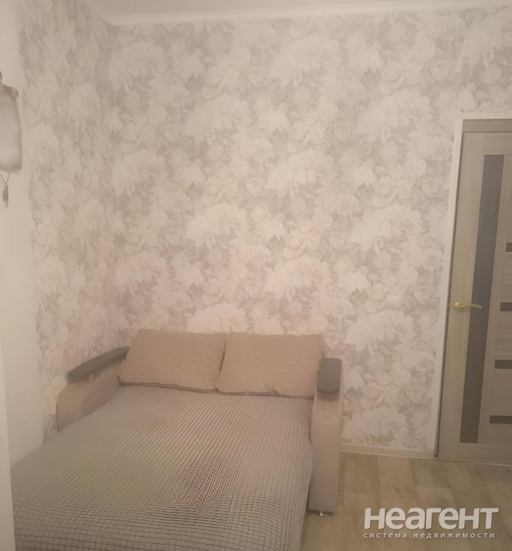 Продается 1-комнатная квартира, 45 м²