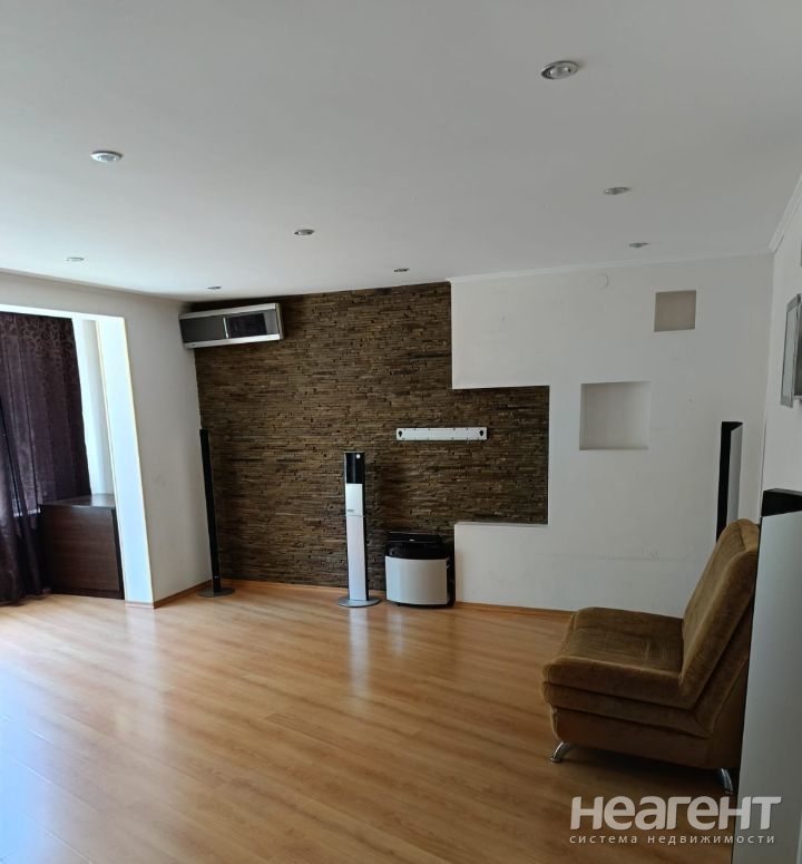 Продается 3-х комнатная квартира, 79,4 м²