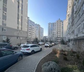 Продается 1-комнатная квартира, 40 м²