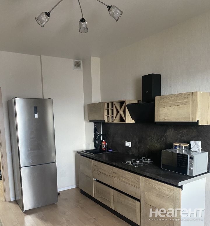 Сдается 1-комнатная квартира, 45 м²