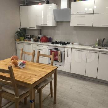 Продается 1-комнатная квартира, 45,6 м²