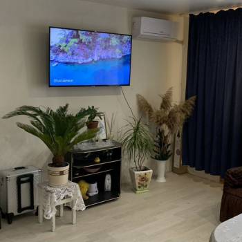 Продается Многокомнатная квартира, 84 м²