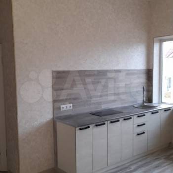 Продается 1-комнатная квартира, 28 м²