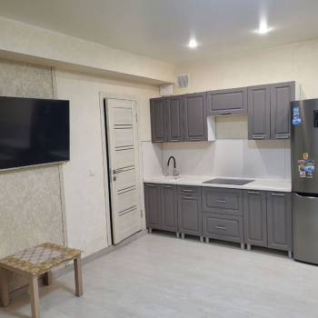 Продается 1-комнатная квартира, 50 м²