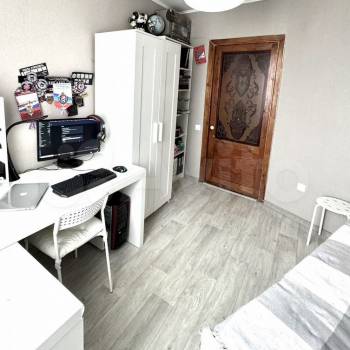 Продается Многокомнатная квартира, 94,2 м²