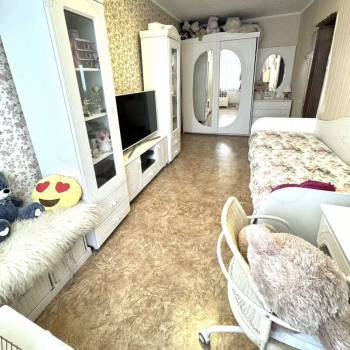 Продается Многокомнатная квартира, 94,2 м²