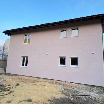 Продается Дом, 178 м²