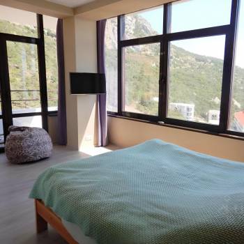 Продается 2-х комнатная квартира, 65 м²