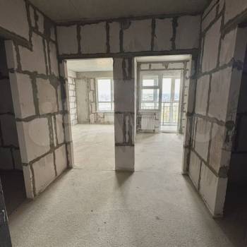 Продается 1-комнатная квартира, 42 м²