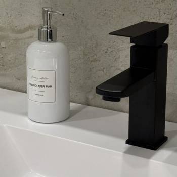 Сдается 1-комнатная квартира, 46,8 м²