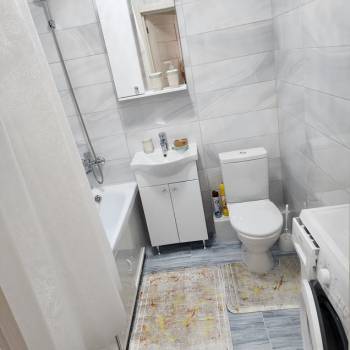 Продается 1-комнатная квартира, 41 м²