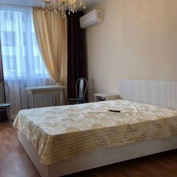 Продается 1-комнатная квартира, 35 м²