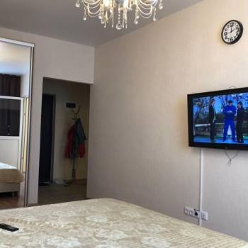 Продается 1-комнатная квартира, 35 м²