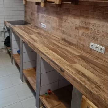 Продается Многокомнатная квартира, 70 м²