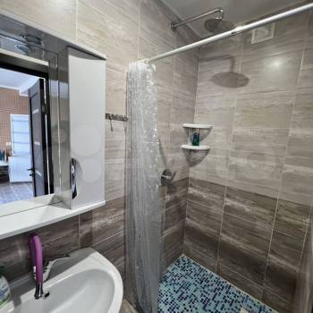 Сдается 1-комнатная квартира, 50 м²