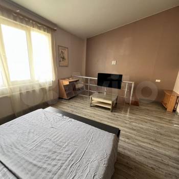 Сдается 1-комнатная квартира, 50 м²