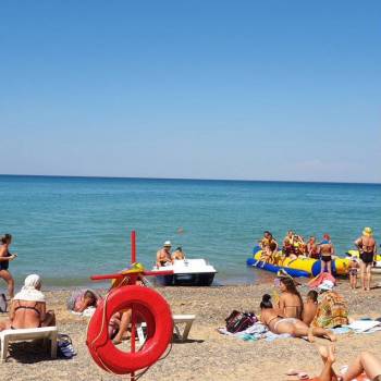 Продается Участок, 1800 м²