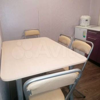 Продается 1-комнатная квартира, 39 м²