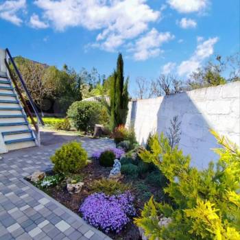 Продается Нежилое помещение, 200 м²