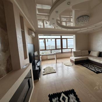 Продается 2-х комнатная квартира, 71 м²