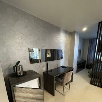 Продается 1-комнатная квартира, 42 м²