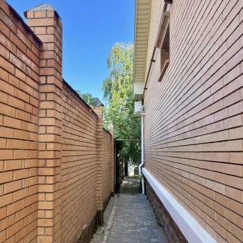 Продается Дом, 230 м²