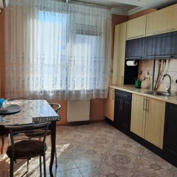 Сдается 1-комнатная квартира, 45 м²