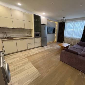 Продается 2-х комнатная квартира, 61,5 м²