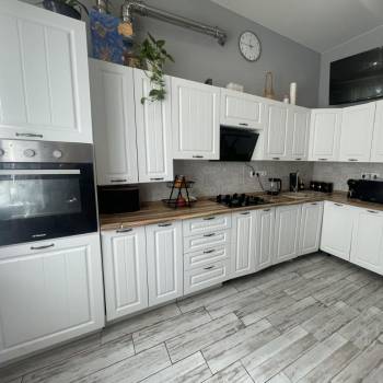 Продается 1-комнатная квартира, 42 м²