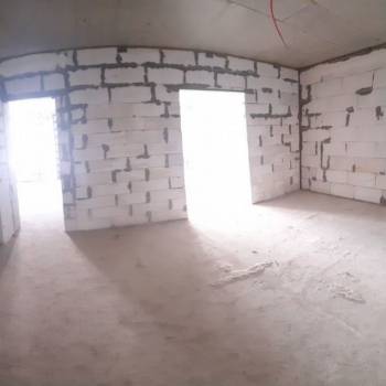 Продается 1-комнатная квартира, 71,6 м²