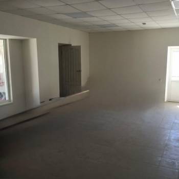 Продается Нежилое помещение, 400 м²