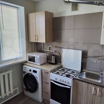 Сдается 1-комнатная квартира, 40 м²