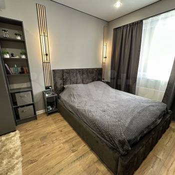 Продается 1-комнатная квартира, 43 м²