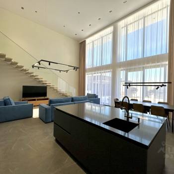 Продается Дом, 218 м²